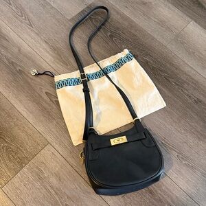Tory Burch Black Leather Lee Radziwell Small Saddlebag Crossbody Purse